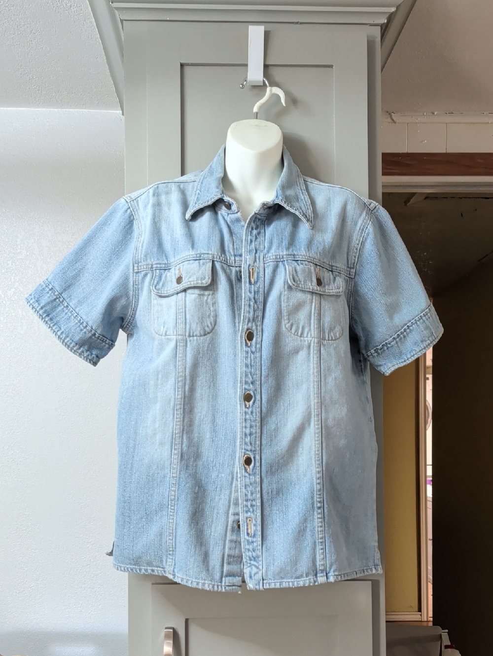 Marc Jacobs Light Blue Short-Sleeve Denim Button-Up Shirt